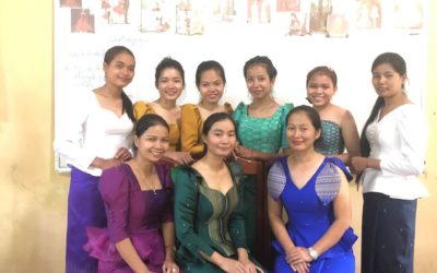 Célébration d’une Année de Formation en Couture pour les Jeunes Cambodgiennes