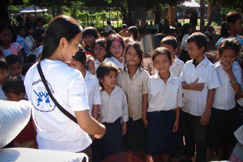 Enfant soutenu par l'ONG AVEC au Cambodge